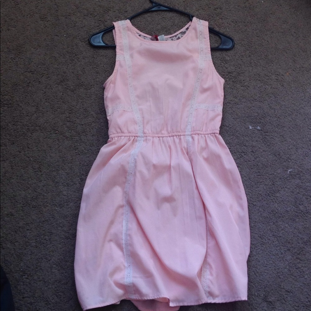 I'm selling a pink dress